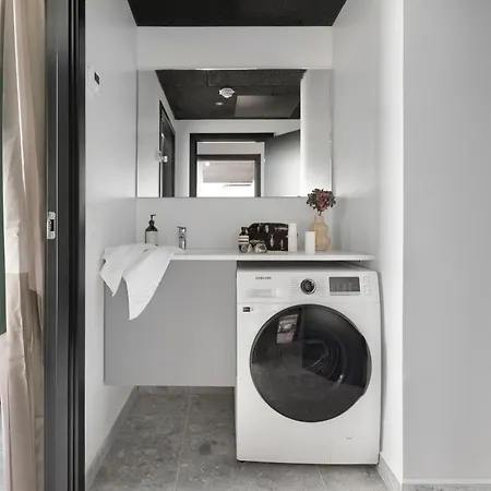Apartahotel Lovely Apartments In Cozy Neighborhood 4*