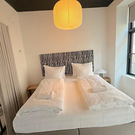Lejlighedshotel Lovely In Cozy Neighborhood 4*