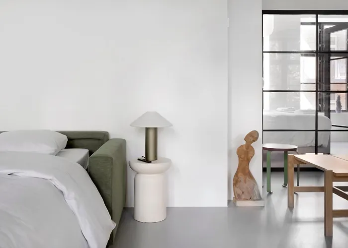 No186 By Daniel&jacob's