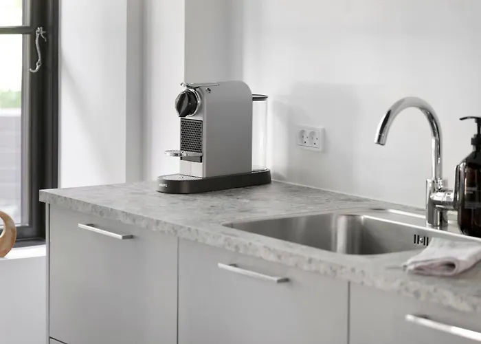 No186 By Daniel&jacob's 4*