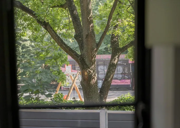 No186 By Daniel&jacob's