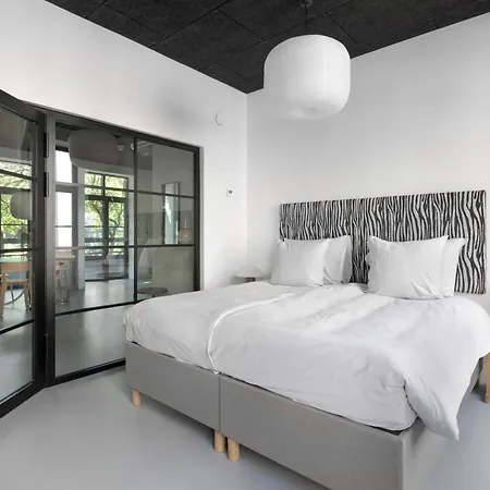 Ξενοδοχείο με διαμερίσματα No186 By Daniel&jacob's 4*